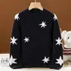 Suéter de punto de lana 100% de doble hebra engrosada para niños, nuevo estilo otoño/invierno con bordes enrollados, cuello redondo, mangas largas y patrón de lunares y estrellas de colores