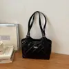 Bolso de Mano Transfronterizo de Moda de Verano 2026 para Mujer, Bolso Tote de Hombro Acolchado Clásico de Nicho de Gama Alta