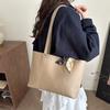 Bolso de mano retro europeo y americano de gran capacidad, nuevo bolso informal de nicho de moda, bolso de hombro sencillo, bolso tipo cubo.