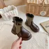 Botines Británicos de Bloques de Color de Moda Otoño 2026 para Niñas de 6 a 12 Años, Botas de Piel Elegantes y Versátiles