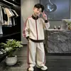 Conjunto de chaleco con capucha y sudadera para niño de otoño, nueva colección primavera/otoño 2026, conjunto casual de tres piezas para niños mayores, disponible para envío directo transfronterizo