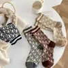 Calcetines de Lana Cálidos Estilo Europeo para Mujer Otoño e Invierno con Letra D Diseño Original de Moda de Tubo Alto Calcetines Duraderos para Mujer