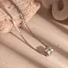 Traje de collar y pendientes de diamante ovalado europeo y americano exagerado luz de lujo alta gama cadena de clavícula nicho moda joyería al por mayor