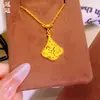 Colar Folha de Ginkgo Dourado Antigo Gelo-Dourado para Mulheres, Luxo Leve, Sensação Elegante e de Alto Padrão, Amuleto de Pequena Fortuna, Corrente de Clavícula Pequena Estilo Vestido