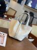 Bolso Canasta de Cuero de Primera Capa Tc de Alta Gama de Grano Completo, Bolso Cubo Versátil Simple y Elegante, Bolso con Forma de Cubo de Gran Capacidad