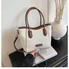 Bolso Grande de un Hombro para Debajo del Brazo para Mujer 2026 Nuevo Estilo Pu Bolso de Mano tipo Tote para Viajes Diarios Cremallera Gran Capacidad Bolso de Mano Simple Versátil