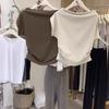 Vestido de Verão Francês Novo Nicho Simples Ombro à Mostra Design de Ombro Moldado Manga Curta Camiseta Top para Mulheres