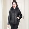 Jaqueta de Couro de Ovelha com Penas Estilo Curto para Mulheres Estilo Coreano Caimento Solto Modelo Novo Inverno 2026 com Gola de Pele de Raposa Casaco de Couro Genuíno Tendência