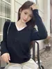 Colección nueva Otoño/Invierno 2026: Suéter de punto de dos piezas para mujer, perfecto como capa interior o para llevar como prenda exterior, en un delicado color albaricoque