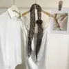 Novo Lenço Feminino Fino de Cor Sólida com Flor de Rosa Moda Elegante Lenço Feminino Versátil Proteção para o Pescoço Lenço Longo Pequeno