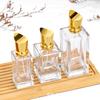 Botella de perfume en stock, cartón, vidrio transparente, perfume, aromaterapia, botella vacía, prensado, niebla fina, cuadrado, subembotellado de perfume