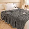 Manta jacquard multifuncional de tafetá liso com padrão de coluna romana, manta para cochilo, manta de escritório, comércio exterior transfronteiriço atacado