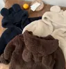 Abrigo infantil personalizado, nuevo producto otoño e invierno 2025, abrigo suéter con cuello de pelo para niños y niñas, chaqueta de cremallera de color liso para bebé