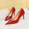 3265-AK6 Zapatos de banquete de moda de estilo europeo y americano para mujer, tacones altos de aguja, corte bajo, hebilla de diamantes de imitación puntiagudos, zapatos de una sola capa, tacones altos para mujer
