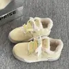 Tênis Brancos Fofos de Solado Grosso Versátil Casual Estudante Board Shoes Feminino 2026 Novo Outono/Inverno Tênis Pão Quente Feminino