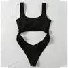 Nuevo Traje de Baño Enterizo de Aguas Termales para Mujer 2026 Amazon Ombligo al Aire Estilo Europeo y Americano Traje de Baño Bikini Sexy Playa Estilo Puro Deseo