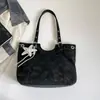 Bolso de Hombro Bajo Brazo Moda Femenina Casual Otoño 2026 Nuevo Simple Gran Capacidad Un Solo Hombro Bolso de Mano Elegante