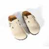 Sapatos Birkenstock, Estilo Meia-Chinelo de Couro, Modelo Novo da Moda 2025, Tamancos Slip-On Versáteis, Sapatos Birkenstock Simples Retrô