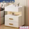 Mueble Modelo Nuevo 2026 Mesita de Noche Inteligente para Dormitorio con Carga Inalámbrica, Cerradura de Huella Dactilar, Gabinete de Almacenamiento para Mesita de Noche con Cerradura de Contraseña