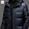 Jaqueta de Penas Curta Casual com Capuz Masculina para o Inverno 2024 Moda Solta Quente Casaco de Penas de Ganso Roupa Masculina
