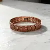 Popular Metal Transfronterizo Europeo y Americano Imán de Cobre Rojo Antiguo Pulsera Retro Fila Ancha Desmontable Pulsera de Pareja