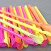 Explotaciones transfronterizas una generación de tubo de cuchara para el pelo arte pajilla desechable con cuchara pajilla para arena y hielo pajilla con forma de cuchara