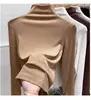 Outono e inverno de 2025, gola alta meia-calça forrada de fleece, camiseta de manga longa quente para usar por baixo, casaco slim feminino da moda
