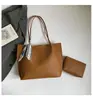 Bolsa de Viagem de Grande Capacidade para Mulheres, Novo Estilo de Nicho 2026 Bolsa Tote Texturizada, Bolsa de Ombro Versátil Tendência Fábrica