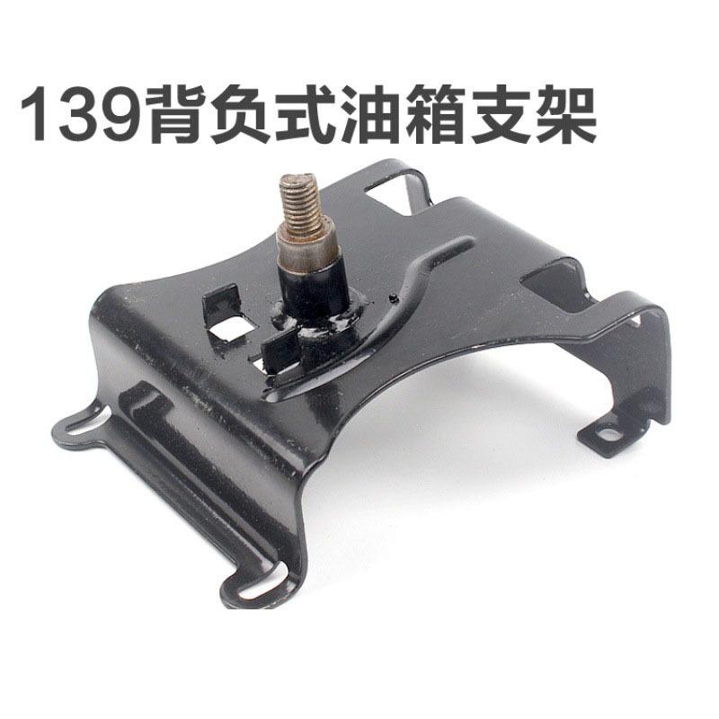 12750805011_896476170