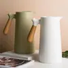 Hervidor Aislado Estilo Europeo de 1L Botella de Agua Caliente para el Hogar Botella Aislada Mango de Madera Gran Capacidad Hervidor de Agua Caliente