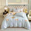 Suave juego de ropa de cama de lujo con estampado floral rosa, tela cepillada de doble cara engrosada, fresco y dulce, adecuado para todas las estaciones en el dormitorio
