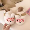 Chinelos Pós-Parto, quentes e fofos, para mulheres, design fofo e feminino, coleção de inverno, forrados com algodão e fleece, sola plana, tema de coelho, macios e confortáveis para usar em casa