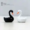 Cisne Blanco y Negro Suculenta Paisaje en Miniatura Adornos de Escenario Mini Modelo de Zoológico Diseño Material DIY Bonsái