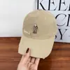 Gorra de Béisbol Bordada de Oso para Mujer, Estilo Coreano Primavera y Otoño, Versátil Casual Ala Ancha, Adelgazante de Rostro, Gorra Suave con Visera de Pato para Hombre
