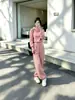 Conjunto de Sudadera Deportiva Casual Estilo Coreano 2026 para Mujer, Corte Holgado, Rejuvenecedor, Moderno Conjunto Rosa de Dos Piezas para Otoño e Invierno
