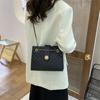 Bolsa Tote Pequena Feminina Xadrez Texturizada 2022 Nova Versátil Bolsa Transversal com Corrente de Ombro Bolsa Tote de Corrente