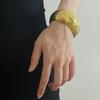 Diseño nicho francés pulsera de anillo liso abierto con textura tallada vintage exagerada pulsera de cara ancha de oro vintage