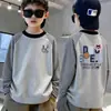 Camiseta de Felpa Cálida de Manga Larga para Niños Otoño Invierno Nuevo Estilo Tallas Medianas y Grandes Niños Versión Coreana Moda Ropa Interior para Niños Top Rayado