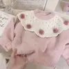 Suéter Nuevo Estilo Coreano para Niñas Otoño Invierno 2026 con Pompones y Encaje Pulóver Grueso Ropa Exterior Elegante Capa Base Transfronterizo