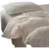 Novo conjunto de quatro peças com bordado de concha em fio fofo, design liso, lavável à máquina, adequado para camas de solteiro e casal, dormitórios estudantis e pousadas