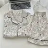 Conjunto de Pijama Floral Estilo Rústico de Verão com Estampa Integral para Mulheres, Conjunto de Shorts de Manga Curta de Verão, Estudantes Podem Usar Fora de Casa, Roupa de Casa