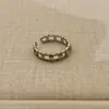Anillo de Oro Vintage Estilo Francés con Cruz para Café para Mujeres, Diseño de Nicho con un Toque de Lujo, Anillo Abierto Ajustable, Joyería Combinable para Apilar