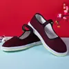 2026 Nuevo Modelo Zapatos de Tela del Viejo Pekín para Mujer, Zapatos para Mamá, Zapatos de Baile, Transpirables, Suela Plana Suave, Estilo de Caña Baja para Mujer