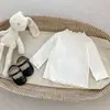 Nuevo Top Dulce de Punto con Volantes de Borde Otoñal, Camiseta Base Versátil para Bebés y Niños Pequeños, Suave Top Interior Floral