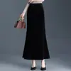 Falda de terciopelo de acetato estilo sirena, nuevo modelo 2026, negra, otoño, elegante, de cintura alta, adelgazante, ajustada