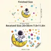 BR-YG011 Adesivos de Parede Autoadesivos de Astronauta de Skateboard Espacial Cartoon Luminoso para Sala de Estar, Quarto, Quarto de Crianças