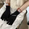 Luvas Longas de Tricô Vermelhas Coreanas para Mulheres, Novo Modelo de Inverno, Luvas de Ciclismo de Cinco Dedos com Tela Sensível ao Toque