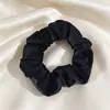 Goma para el Cabello Negra Pequeña Intestino con Tacto de Satín para Mujer Elegante Goma para el Cabello para Mujer Peinado de Moño Sencillo Accesorio Versátil para el Cabello