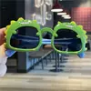Novos óculos de sol infantis de desenho animado de dinossauro, formato côncavo fashion, protetor solar para meninos e meninas, óculos de sol fofos