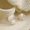 Pequeño y Exquisito Estilo Francés de Alta Gama Sin Perforaciones para Mujer Clip de Oreja de Perla Estilo Retro Francés Disco de Bobina de Mosquito Zirconia Exquisito Simple